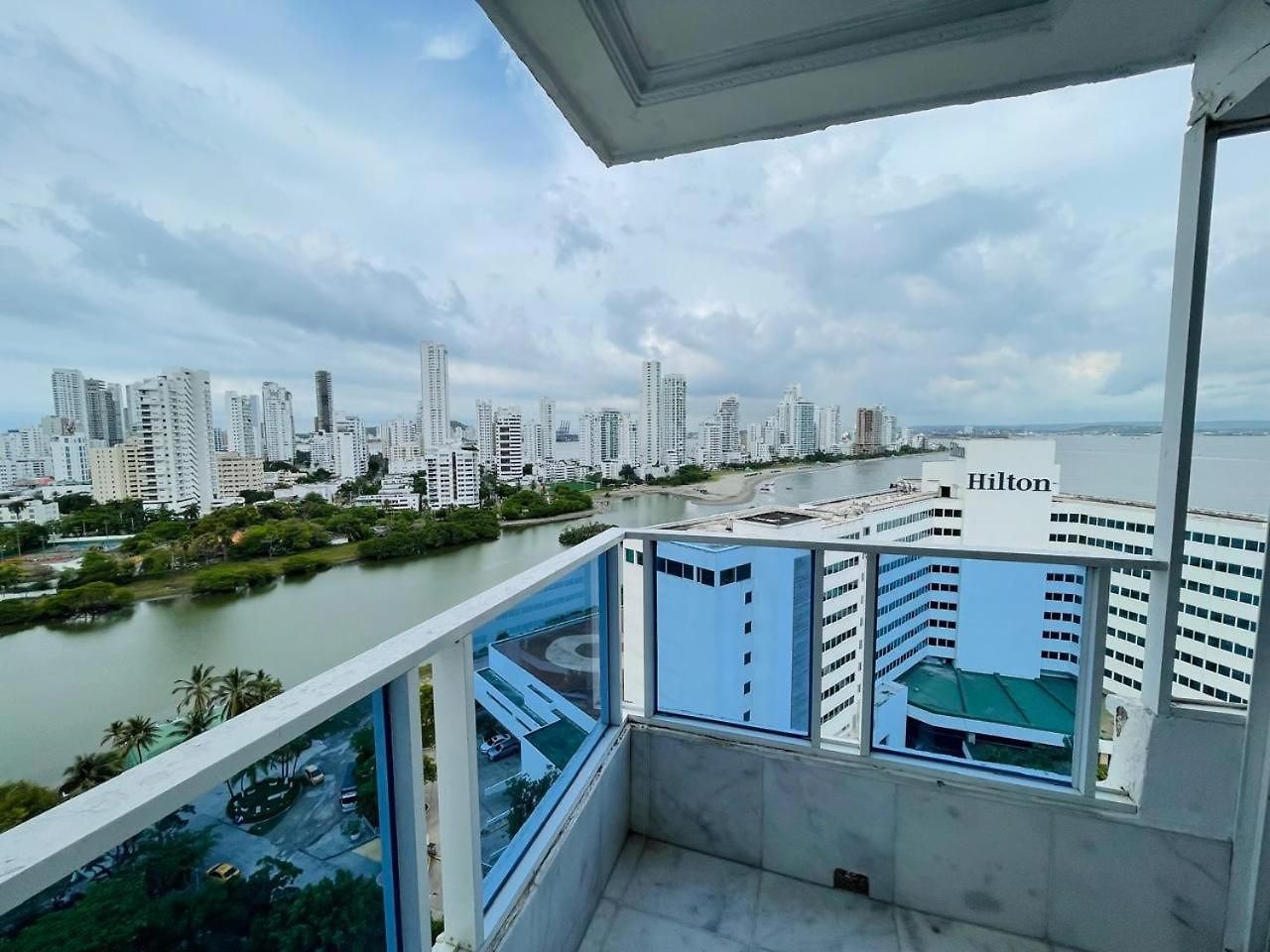Apartamento 1515 Apto Frente A La Playa El Laguito Cartagena